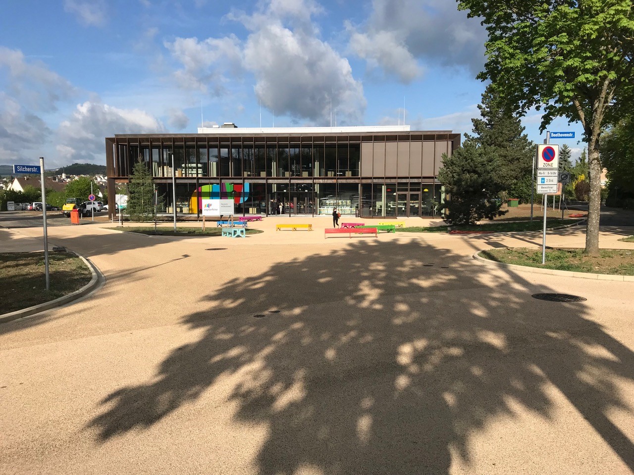 Eingang des explorhino - das Wissenschaftsmuseum in Aalen
